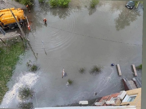 В Люберцах можно насладиться видом из окна на водоём из говна

В..