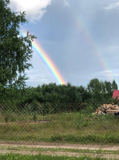 сегодня даже радуга успела порадовать..