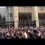 ⚡🇺🇿 Огромная толпа людей собралась у посольства Узбекистана 
 
Все собравшиеся люди — желающие..