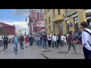 ⚡ В центре Москвы мусульмане вышли на стихийный митинг 
 
По данным СМИ, они протестуют против действий..