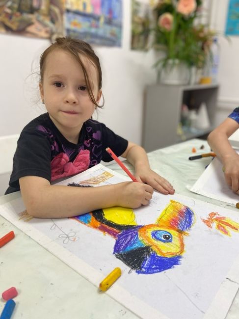Творческая студия «Умная Художка»🎨- это студия , где детей обучают рисованию по методике академического..