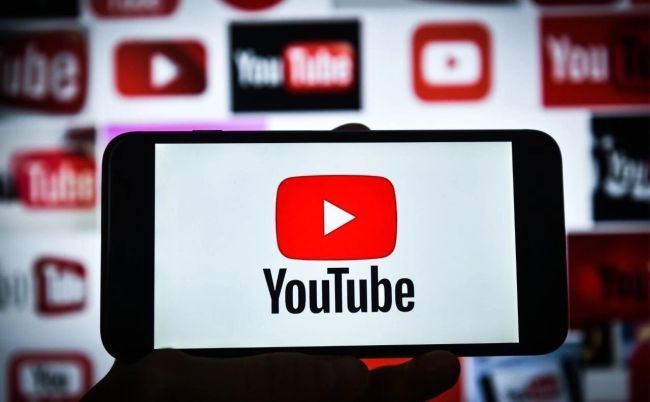 ⚡ В России, вероятно, готовятся заблокировать YouTube 
 
Ростелеком предложил сотрудникам протестировать..