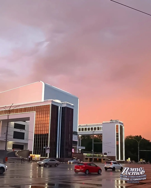 ⛈️ Гроза и радуга на Театральной..