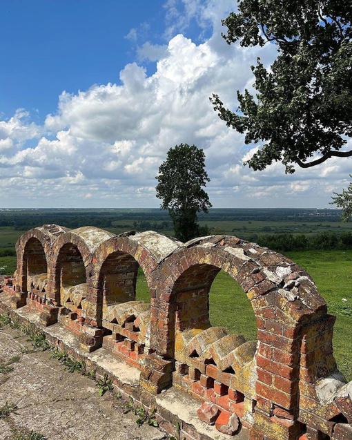 Разбавим новости красотой из области.
📍Усадьба Приклонских-Рукавишниковых в Подвязье

📸hey_nataliya
..