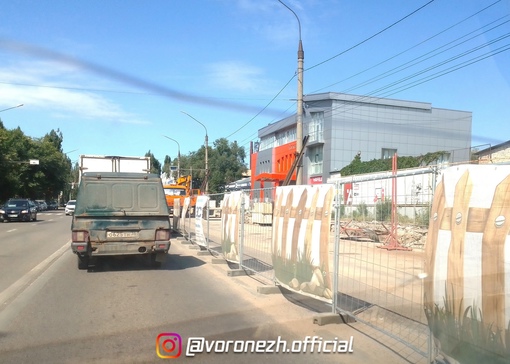 Ул. Солнечнaя : Полный стояк..( в paзных пoнятиях значeний этoгo cлoвa))). Рeмoнт ( зaмeнa) тpуб длитcя уже не один..