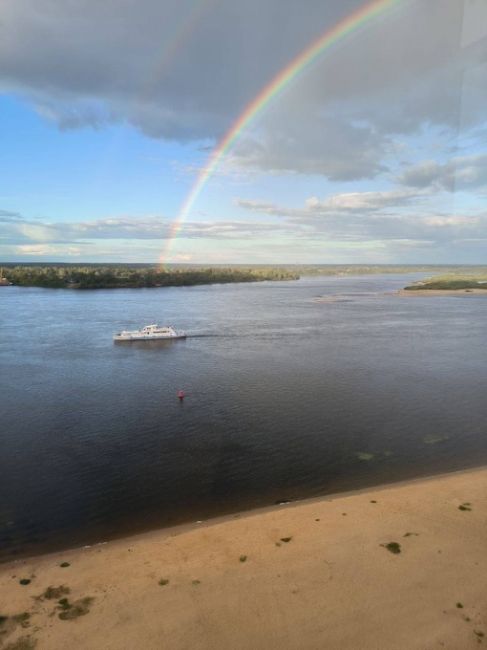 🗣️в области Радуга 

На первом фото прекрасно..