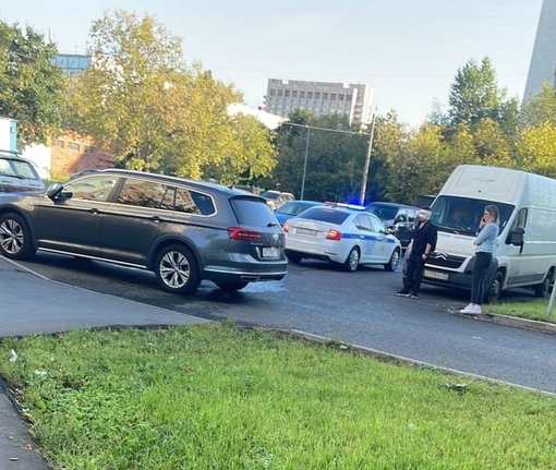 В Выхине-Жулебине сбили ребенка

ДТП произошло на Ферганском проезде. Сообщается, что ребенок двигался на..