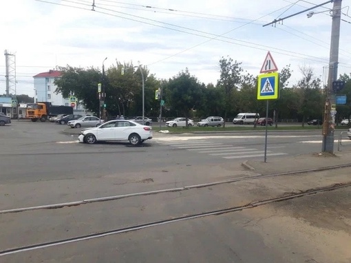 В результате ДТП на Черкасской улице в Челябинске пострадали четыре ребенка

Дорогу не поделили автомобили..