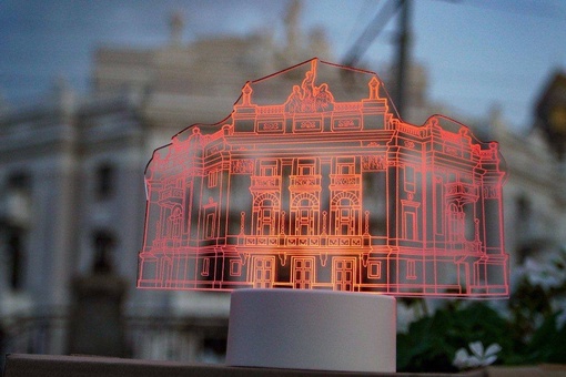 Музей истории Екатеринбурга выпустил светильники в форме местных..