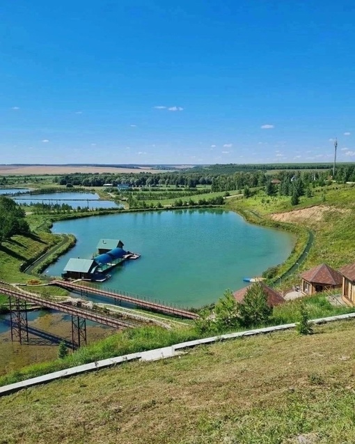 Из всех мест в Татарстане именно этот загородный комплекс "Мингер" напоминает место, где время застыло. Не..