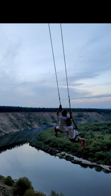 Став одним движением ветра, 
Лететь куда-то вдаль.

📌Кривоборье

📷Татьяна..