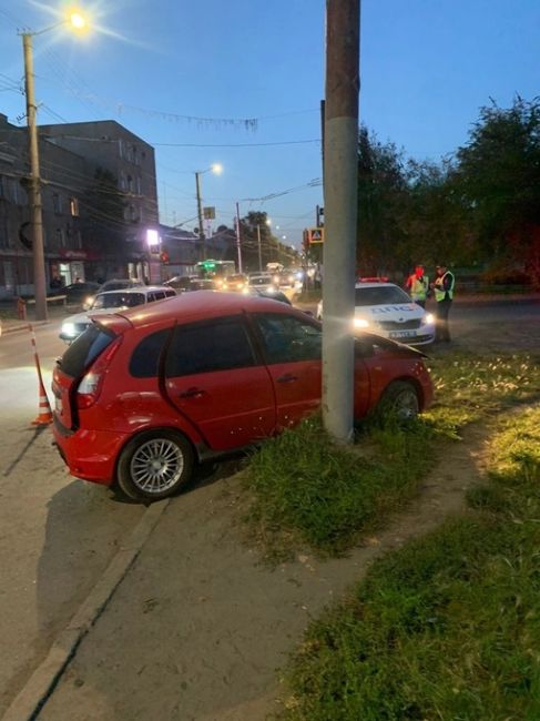 Сегодня в 19:00 часов в Госавтоинспекцию поступило сообщение о дорожно-транспортном происшествии с..