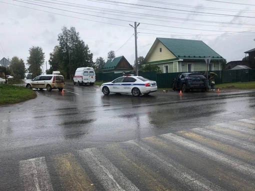 ‼️1 сентября в Добрянке на перекрёстке улиц Ленина и Куйбышева произошло ДТП.

 Столкнулись автомобили..