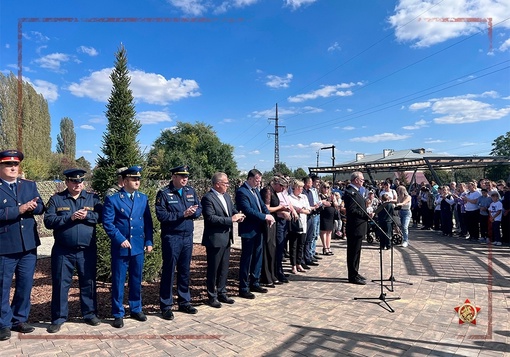 🎖 В поселке Латная Семилукского района Воронежской области торжественно открыли площадь Героев..