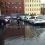 На улице Черняховского из-за большого дождя затопило всю парковку. 

А кто-то не..