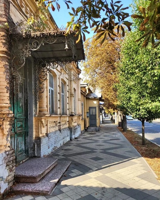 Город рыжего цвета🍁 
Автор фото:..