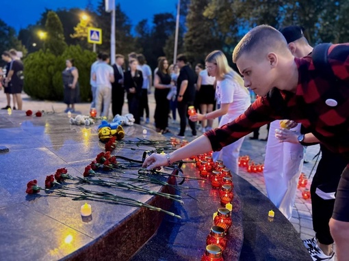 Краснодарцы почтили память жертв террористических актов

В День солидарности в борьбе с терроризмом в..