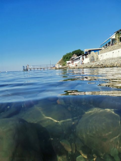 Самый тёплый сентябрь 🌊 

Широкая Балка 🏖️

📸 Анна..