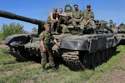 Сегодня в России отмечается день танкиста и танкостроителей!
 
Неважно, служите вы сейчас, или уже в запасе...