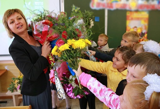 💐Сегодня День учителя! Именно эти люди отдают свое время, энергию и сердца юным нижегородцам, чтобы..