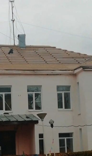Капитальный ремонт крыши детского сада №6 «Светлячок»» по ул. Вольской, д.1 обернулся протечкой нескольких..
