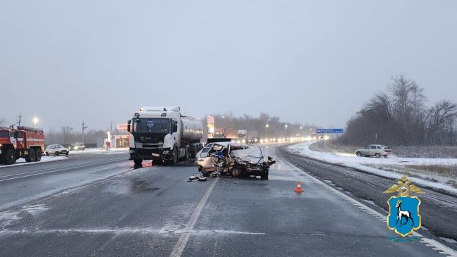 Четыре человека погибли в ДТП с бензовозом в Самарской области 

Детали трагедии

В Волжском районе..