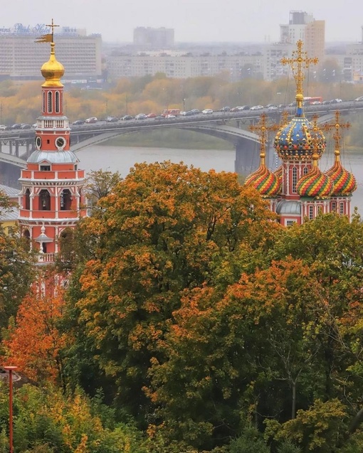 😍ИИ творит чудеса! 

Мы решили влиться в тренд! За основу взяли снимки нижегородского фотографа Никиты..