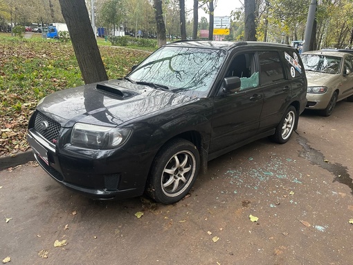 Сегодня ночью около дома 52 по Севастопольскому проспекту было обстреляно несколько..