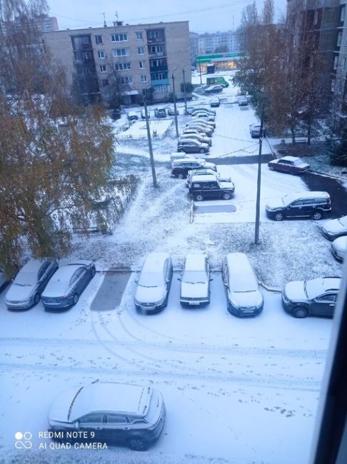 😍Ночной снегопад обрадовал петербуржцев сегодня утром..