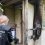 Мужчина пытался сжечь дом в Ленинградской области, закрыв внутри помещения свою возлюбленную 
 
57-летний..
