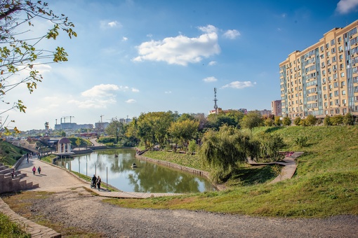 Осенняя фотопрогулка по западному микрорайону Ростова..