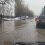 Улица Черниговская сегодня превратилась в реку.
..