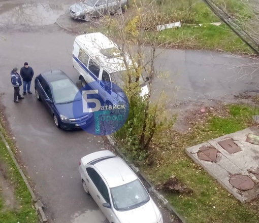 В Батайске сегодня обнаружили труп женщины, который пролежал в квартире несколько дней

Соседи пожаловались..