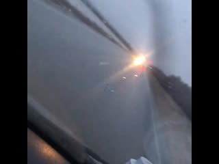 На 12-м километре автодороги «Западный обход Челябинска» идет снег с дождем.

Видео:..