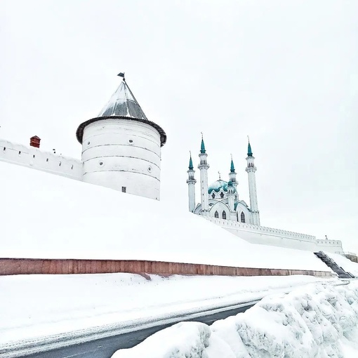 Доброе утро, любимый город! Всем отличнейшего дня..