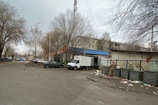 Грузовой автомобиль насмерть задавил женщину в Магнитогорске 

Инцидент произошел возле магазина на улице..