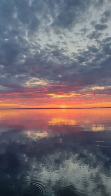 горьковское море 💙

фото Владимира..