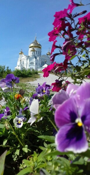 Белогорский монастырь в Прикамье 🥰

Бывали..