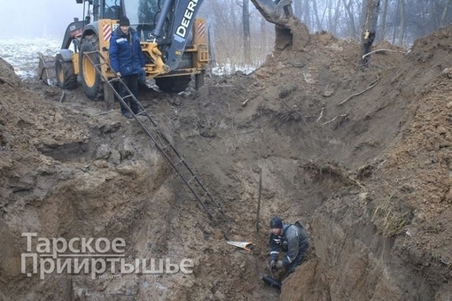 Житель Тары случайно оставил без воды 230 домов

Сегодня в Таре из-за коммунальной аварии без воды остался..