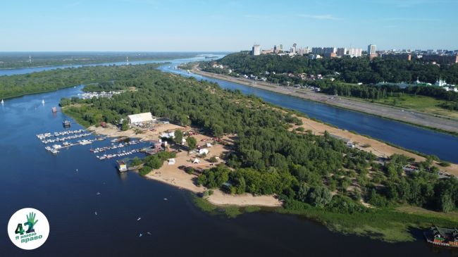 🏗⛱🌳

Новую гостиницу планируют построить на полуострове Печерские пески

Участок под будущую трехэтажную..