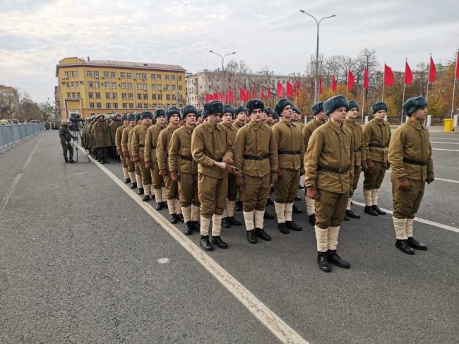 В Самаре 7 ноября 2023 года состоялся Парад Памяти 
Задействовано 35 единиц техники

Во вторник, 7 ноября, в..