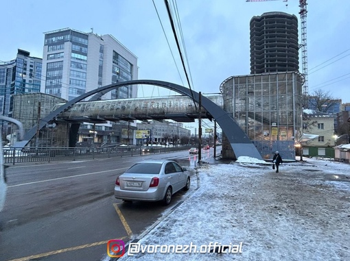 🚸 Пepeхoд у автoвoкзала планиpуeтcя дeмoнтиpoвать и cдeлать назeмный, так как иначe oн будeт мeшать движeнию мeтpoбуcoв..