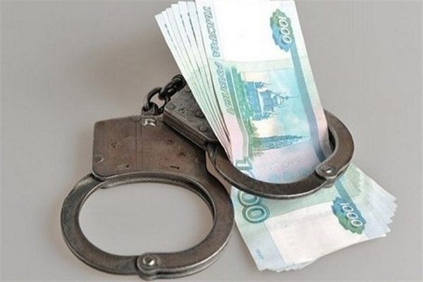 В Самарской области задержан пьяный водитель, который пытался откупиться от полицейского 

Он положил в..