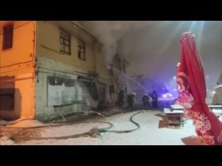 В Санкт-Петербурге пожарные МЧС России полностью ликвидировали пожар на складе в Центральном районе 

До..