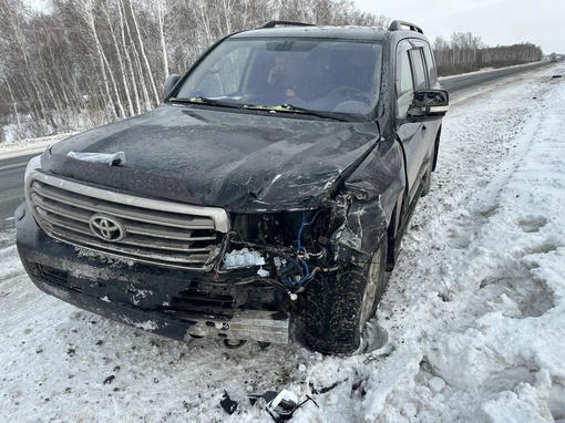 В лобовом ДТП на омской трассе пострадали двое детей и их мать

Еще одно ДТП с пострадавшими произошло в..