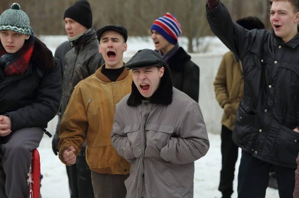 Глава Союза отцов в Новосибирске требует запретить сериал «Слово пацана».

По словам общественника, в..