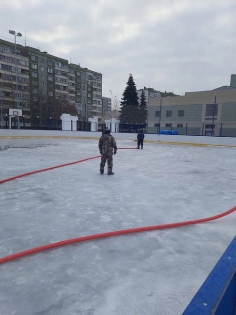 🗣️ У жителей Автозавода в этом месяце появится еще один каток!

Находится он на территории МБОУ ДО СШ..