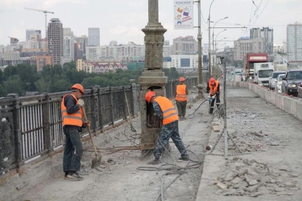 В Новосибирске сменят подрядчика ремонта Октябрьского моста

В Новосибирске решили разорвать контракт с..