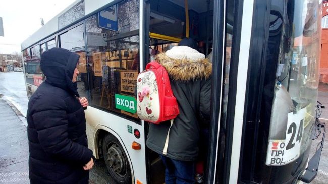 В Самаре с 2024 года снизят оплату проезда в общественном транспорте 

Рассказываем, как ездить дешевле..