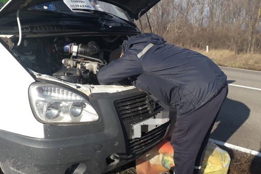 В Ростовской области спасли волонтёра из зоны СВО, который чуть не замёрз насмерть на трассе.

Его нашли и..